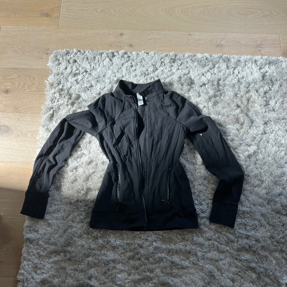 Ivivva black jacket